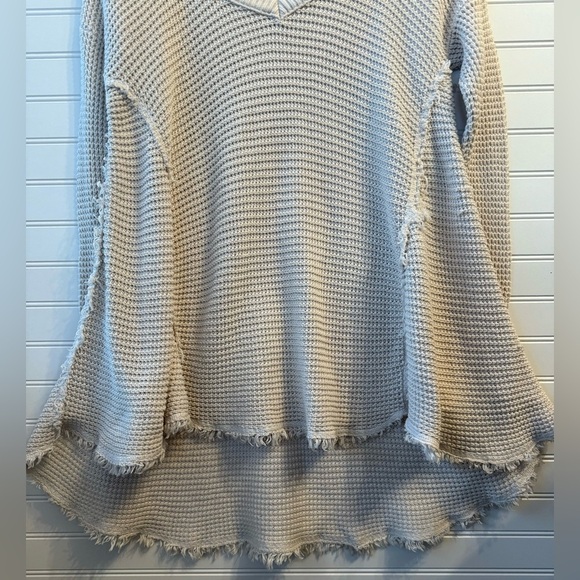 Free People knit waffle weave frayed cream sweater. Size small - Picture 4 of 8